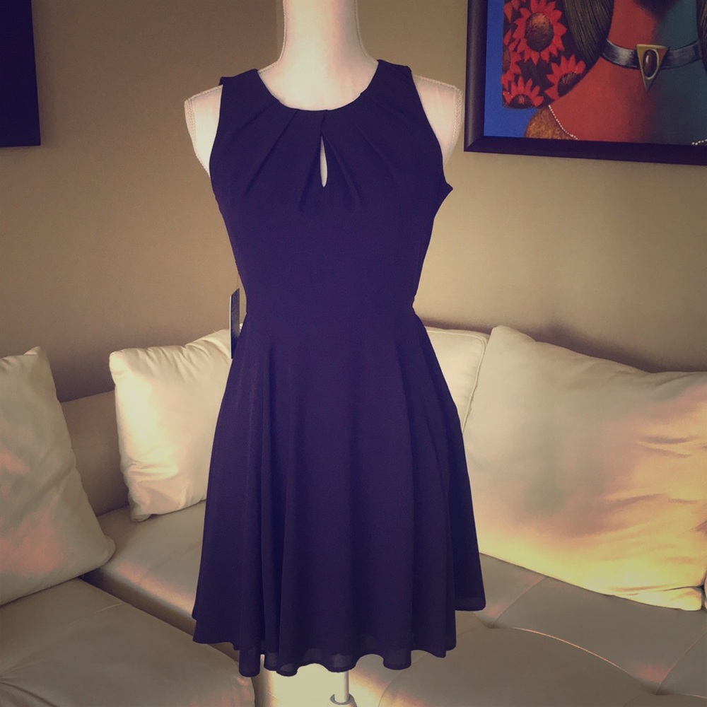 🆕 Purple dress Express size 0